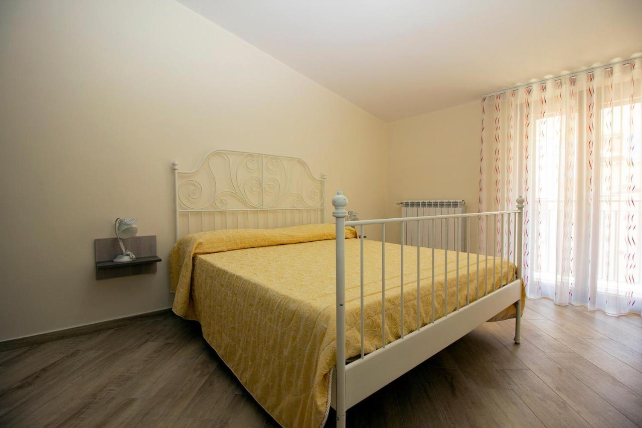 דירות צ'טארה Casa Landi מראה חיצוני תמונה